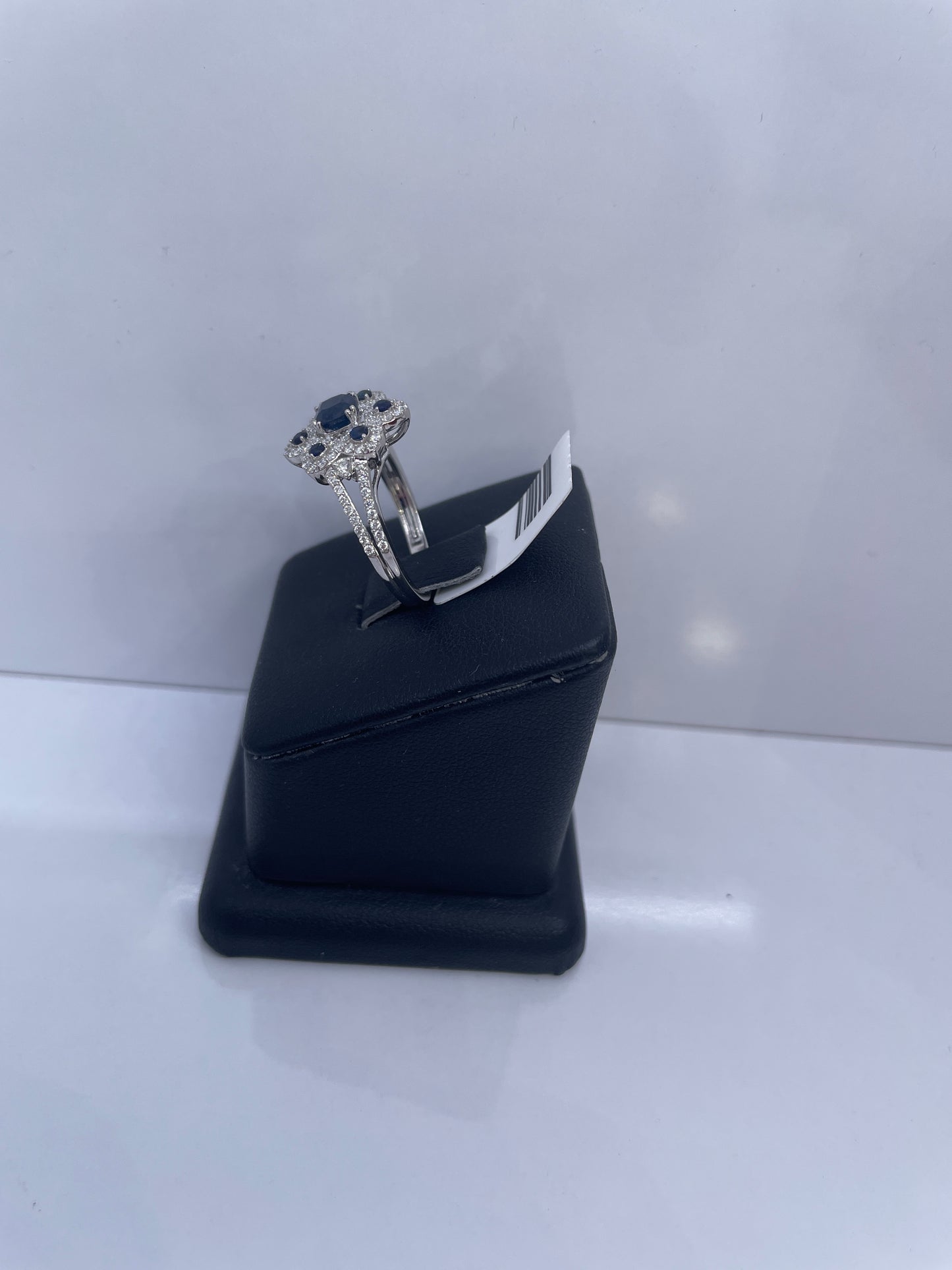 Flower ring