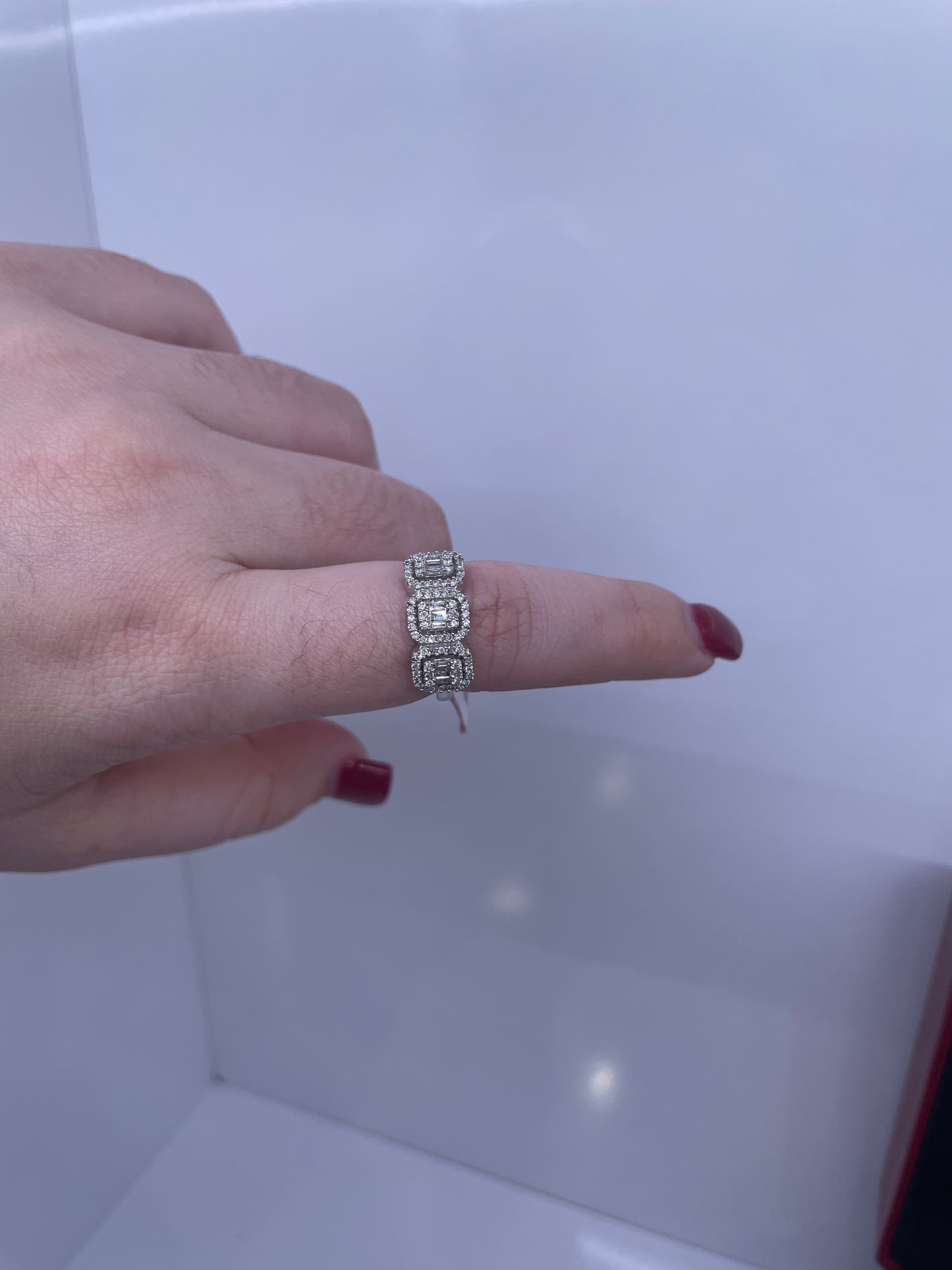 Diamond ring
